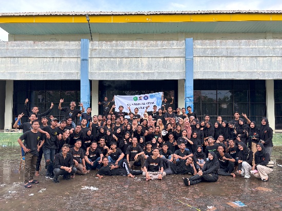 Langsa, 6 Oktober 2024 – Program Studi Teknik Sipil Universitas Samudra kembali menggelar acara tahunan bertajuk Classical Civil Part V. Kegiatan ini bertujuan memperkenalkan dunia Teknik Sipil kepada mahasiswa baru angkatan 2024 sekaligus mempererat silaturahmi di antara seluruh mahasiswa Teknik Sipil. Acara berlangsung di Aula Fakultas Teknik Universitas Samudra dengan suasana penuh semangat dan antusiasme.